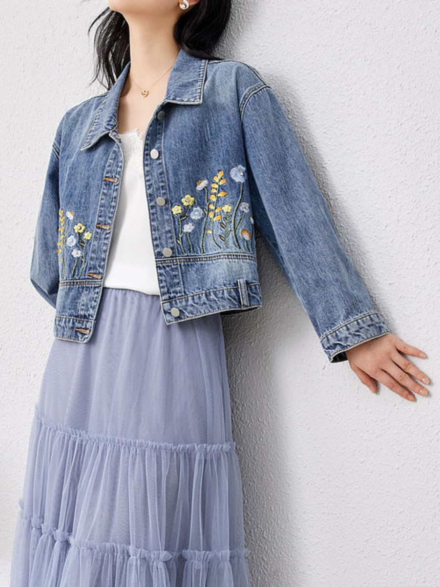 แจ็กเก็ตสั้นผ้ายีนส์ปักลายดอกไ - Women Fashion Jeans Top บทวิจารณ์และราคา